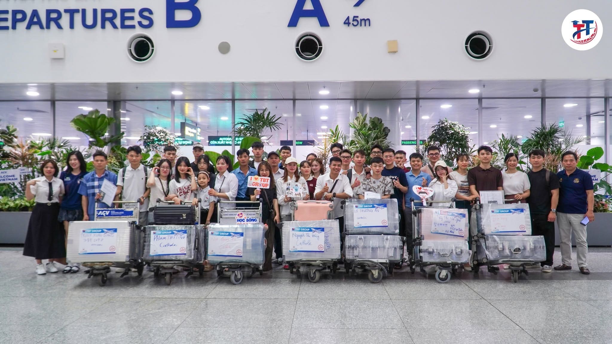 Giờ học tương tác sinh động tại Du Học Thầy Tư